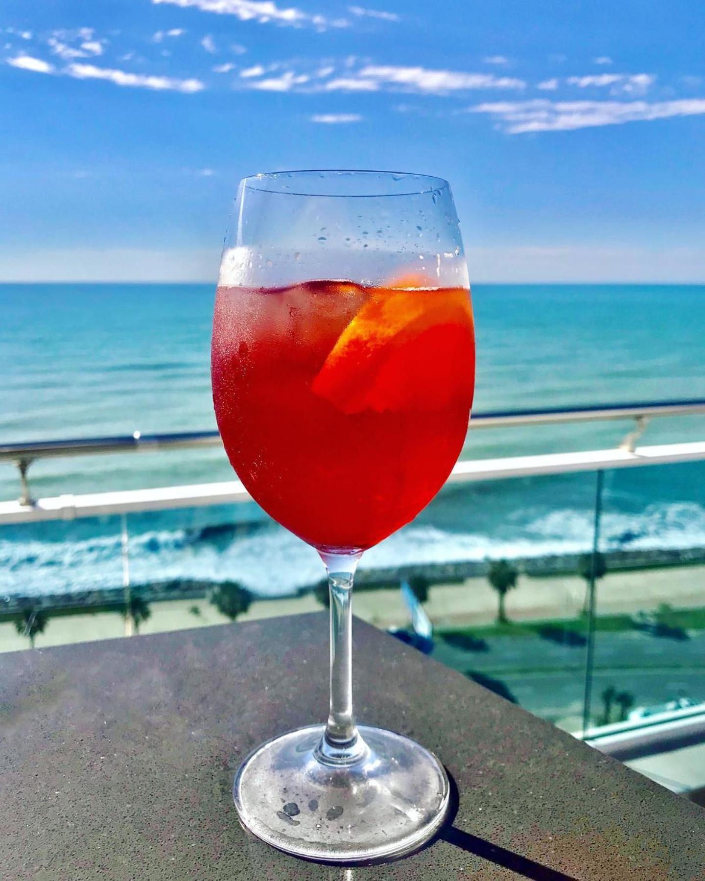 Seagull Beachfront Boutique Hotel 巴统 外观 照片