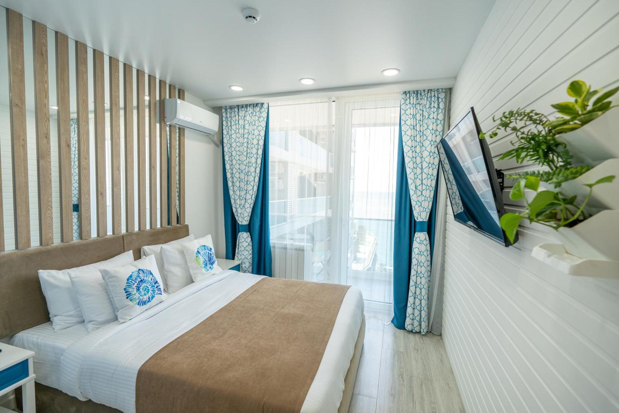 Seagull Beachfront Boutique Hotel 巴统 客房 照片