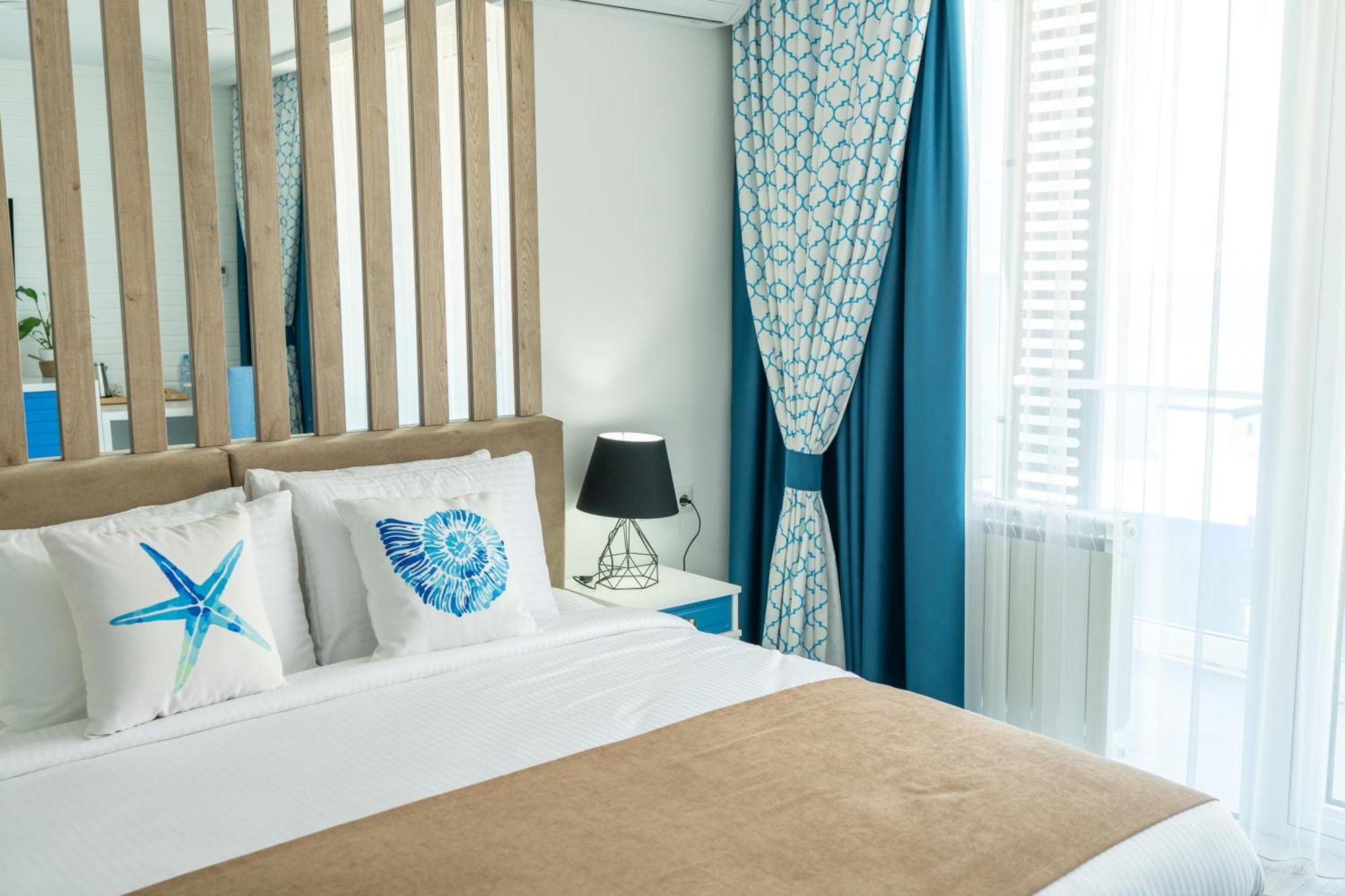 Seagull Beachfront Boutique Hotel 巴统 客房 照片