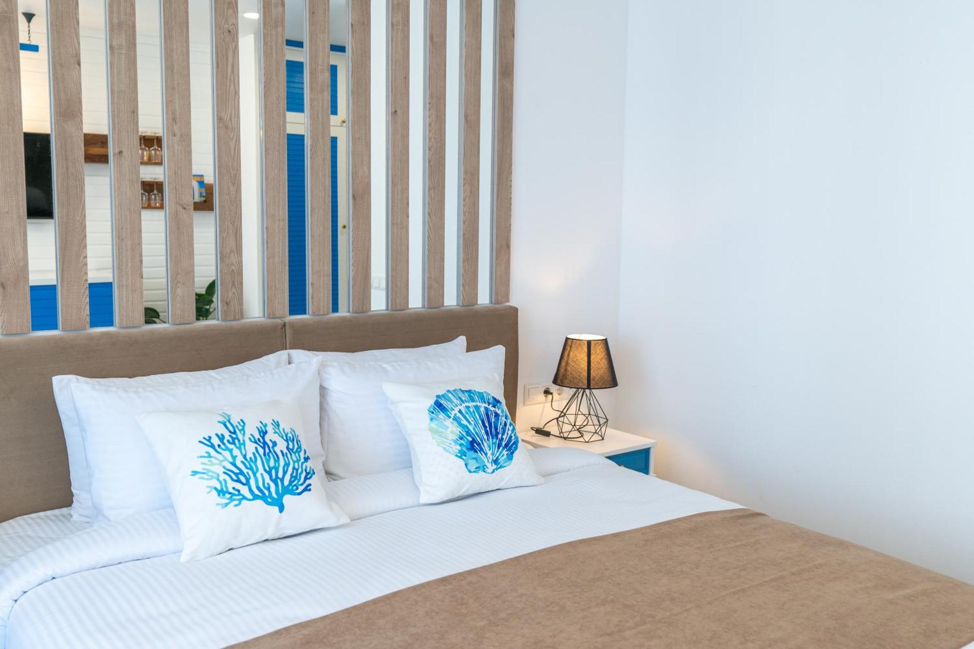 Seagull Beachfront Boutique Hotel 巴统 客房 照片